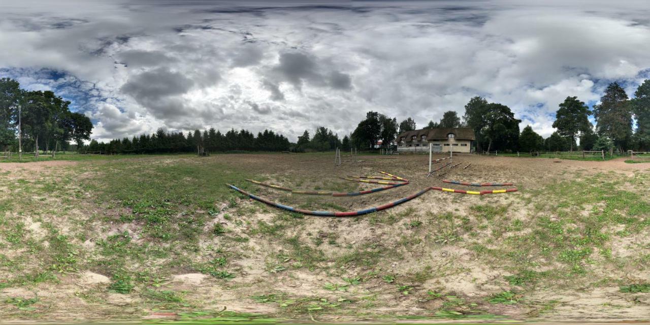 Stadnina Lekwica Zewnętrze zdjęcie